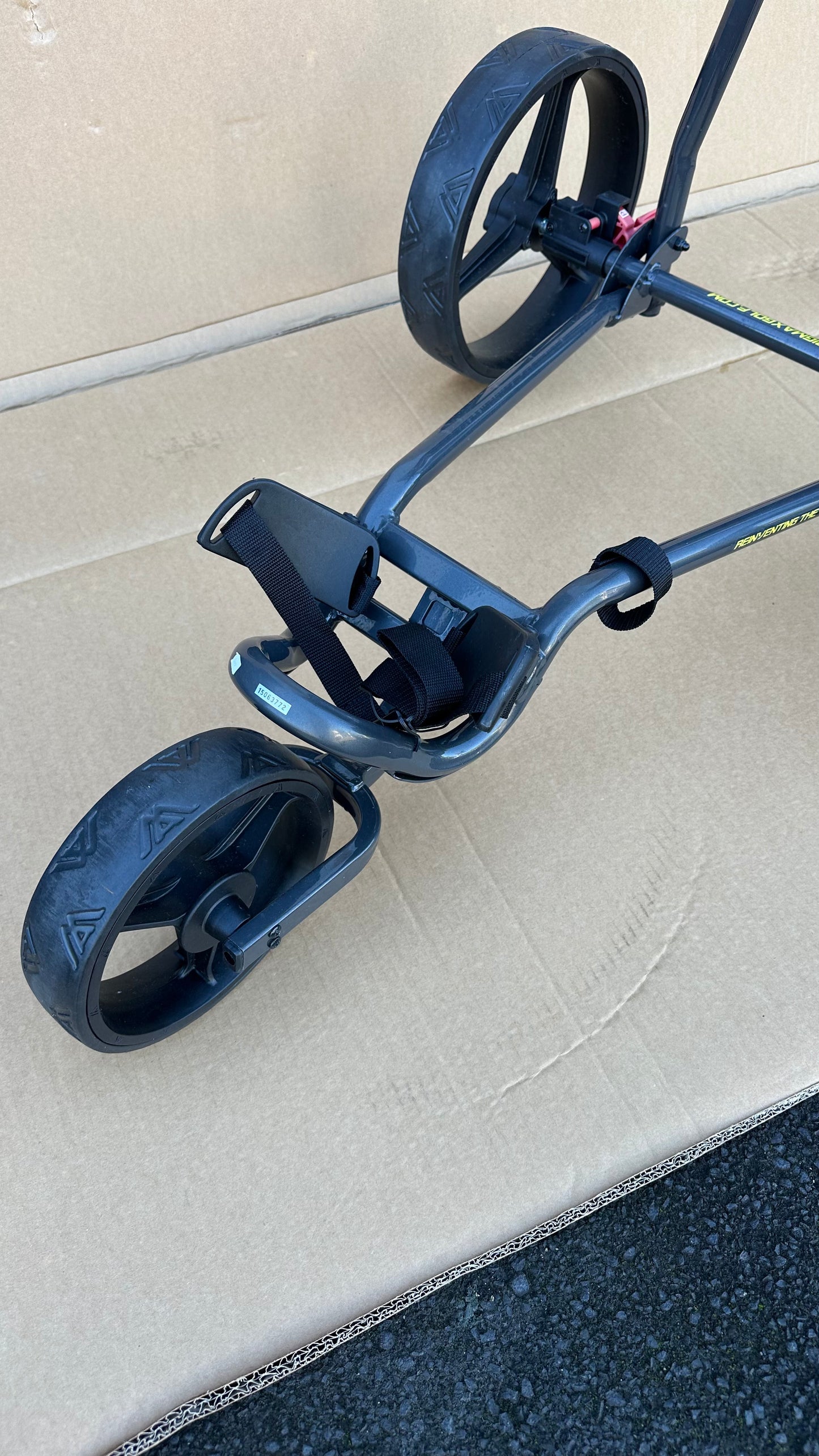 BIG MAX TI 1000 Golf Trundler Push Cart fast fold golf trolley