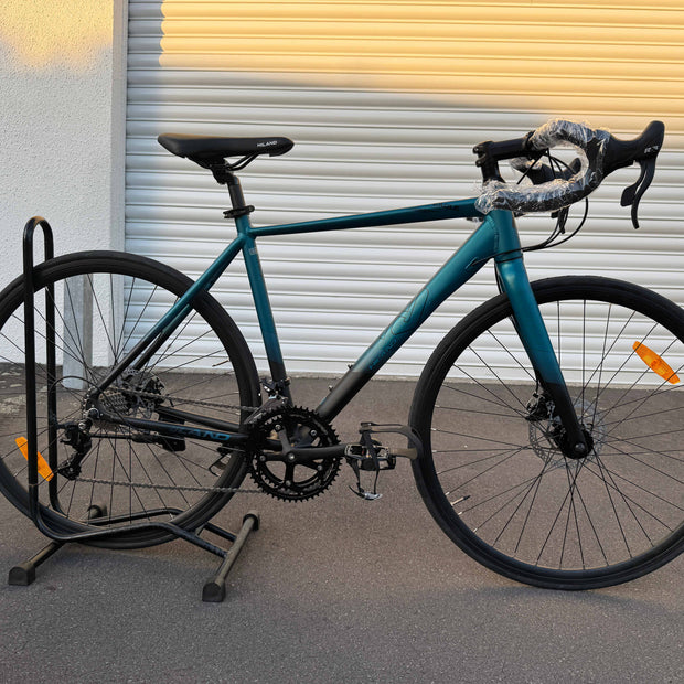 700C HILAND Road Bike