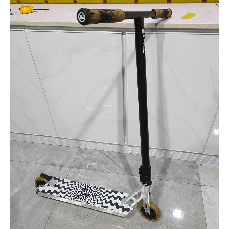 Durable Stunt Scooter for Beginners Hipe XL Freestyle Trick Scooter