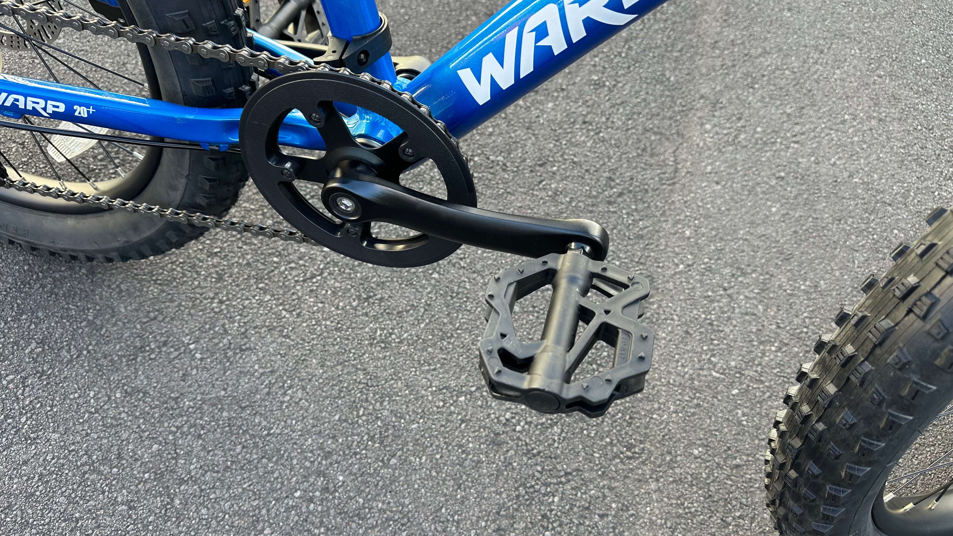 AB Bikes Kids Bikes 20inch Wrap Mountain bike in blue – foot pedal view