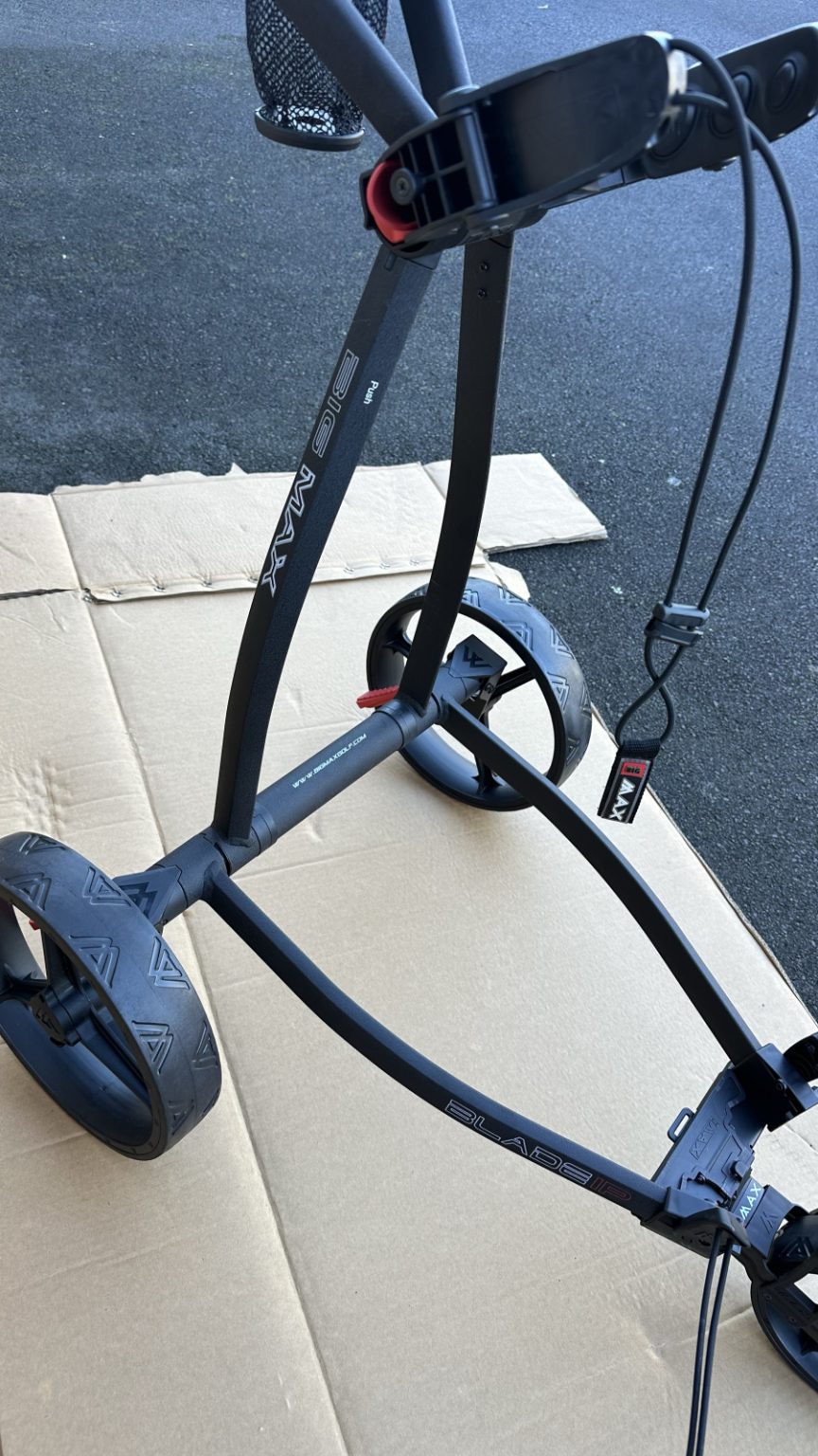 BIG MAX Blade IP Golf Trundler trolleys push cart for golf FLATFOLD