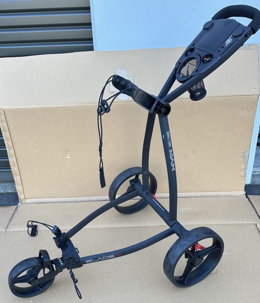 BIG MAX Blade IP Golf Trundler trolleys push cart for golf FLATFOLD