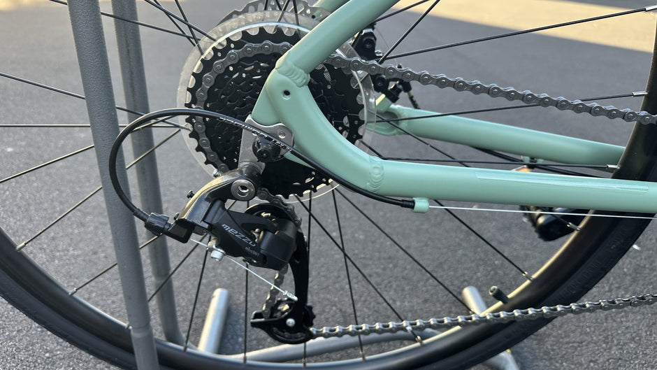 Metallic Blue Haro Aeras ST 700C Hybrid Bike Step Through Disc Brakes XS S