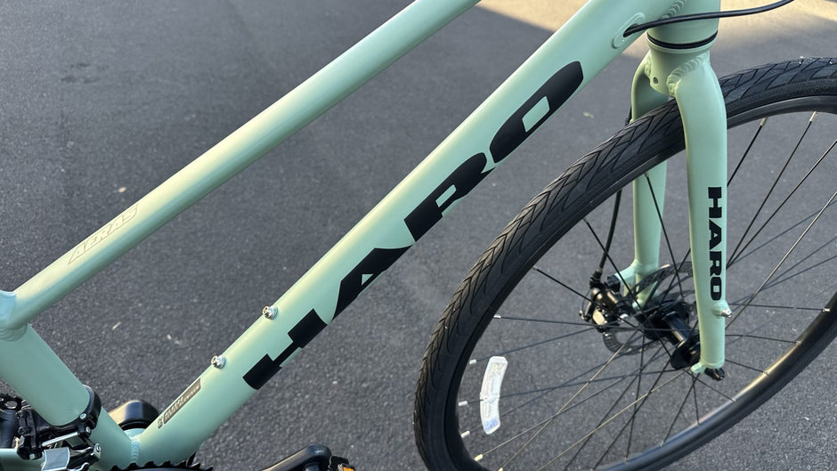 Metallic Blue Haro Aeras ST 700C Hybrid Bike Step Through Disc Brakes XS S