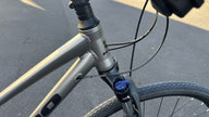 Haro Bridgeport ST 700C Hybrid Bike – Matte Light Charcoal