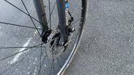 Haro Bridgeport ST 700C Hybrid Bike – Matte Light Charcoal