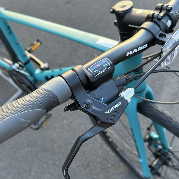 Haro Aeras 700C Hybrid Bike – Matte Deep Waters