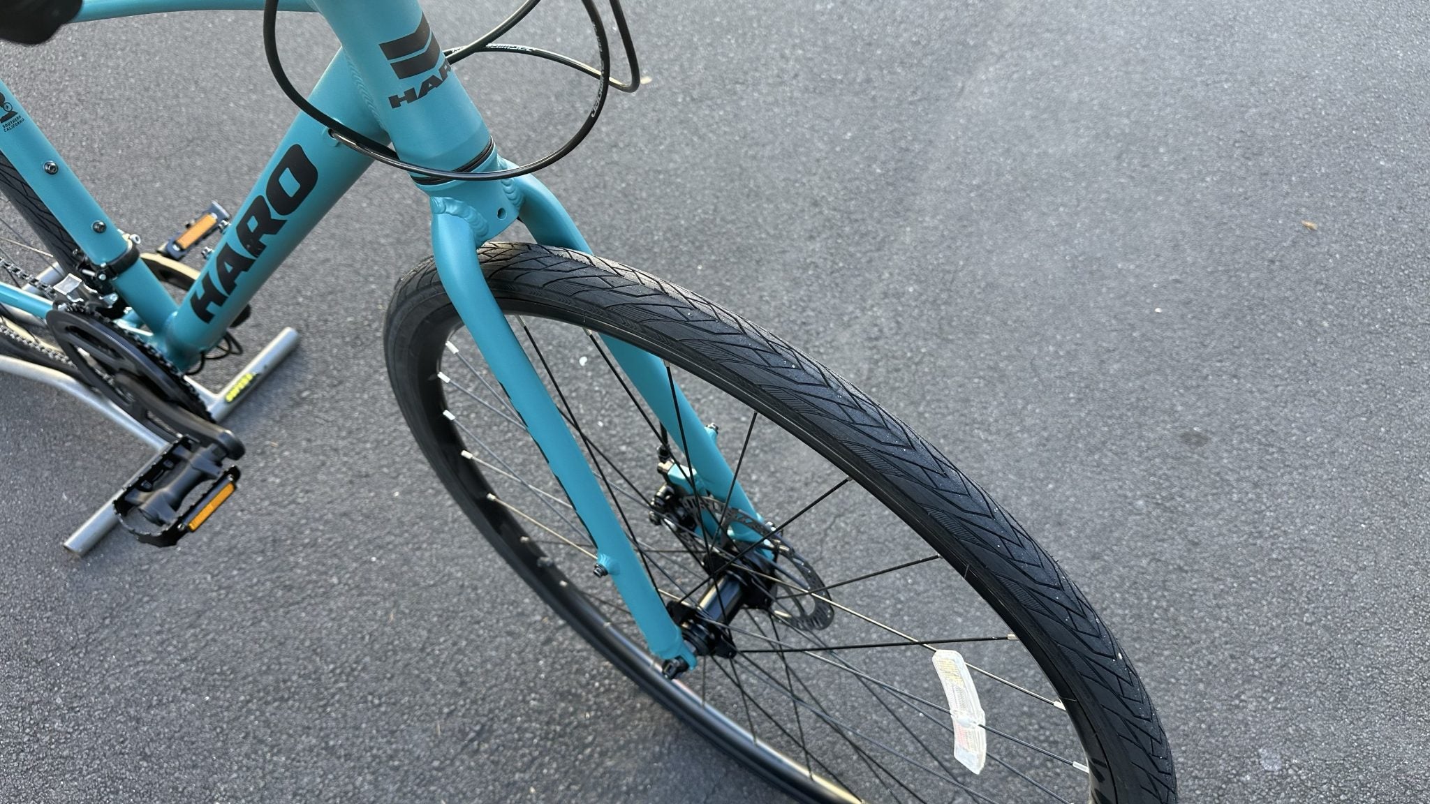 Haro Aeras 700C Hybrid Bike – Matte Deep Waters