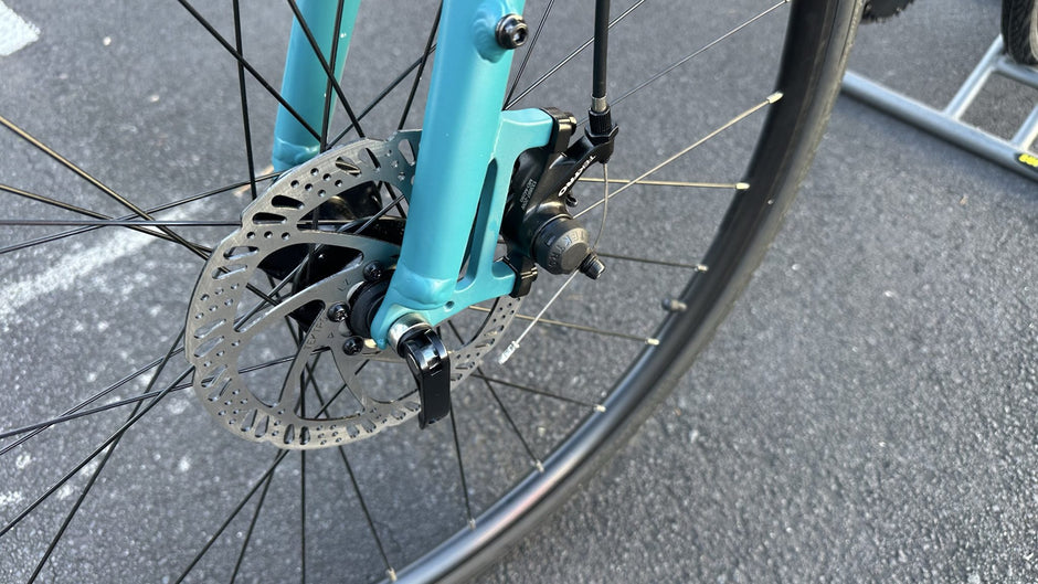 Haro Aeras 700C Hybrid Bike – Matte Deep Waters