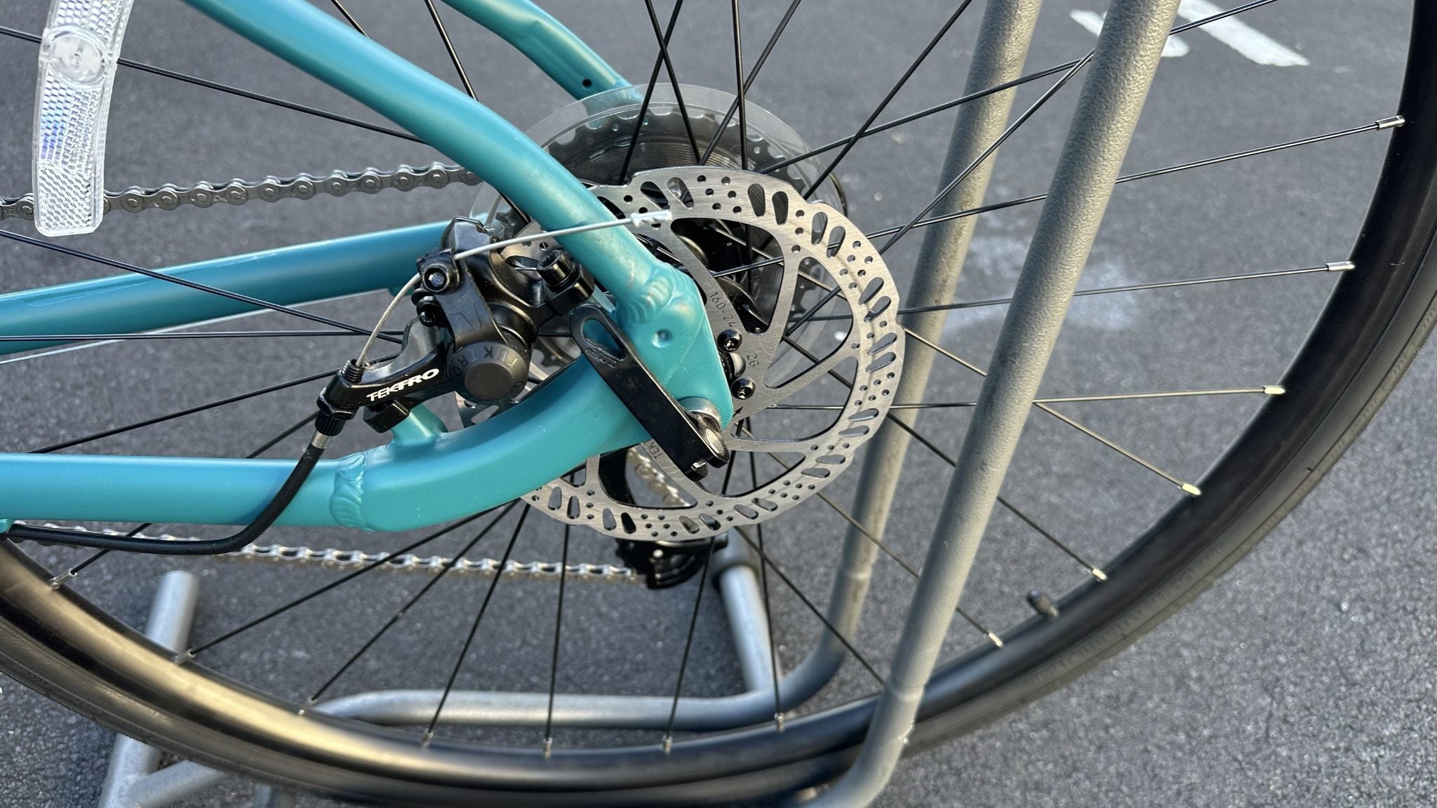 Haro Aeras 700C Hybrid Bike – Matte Deep Waters