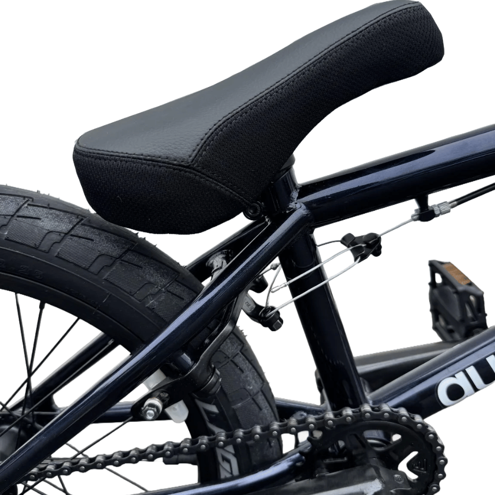 AB Bikes BMX GustaBMX in black – seat tube view