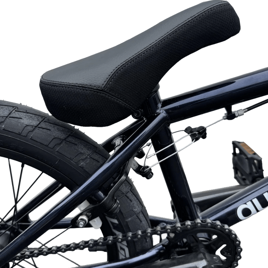 AB Bikes BMX GustaBMX in black – seat tube view