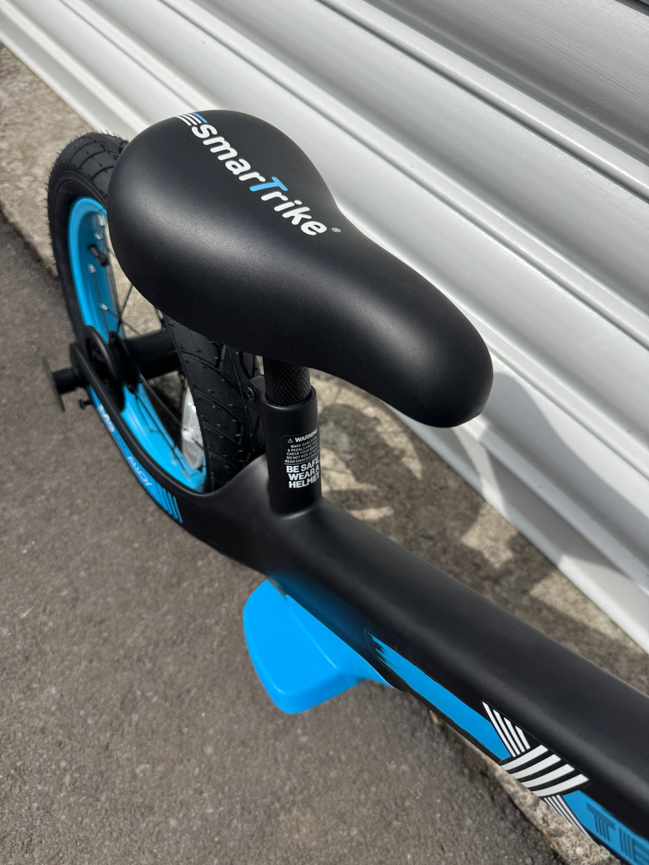 AB Bikes Kids Bikes XTend in blue – top side view