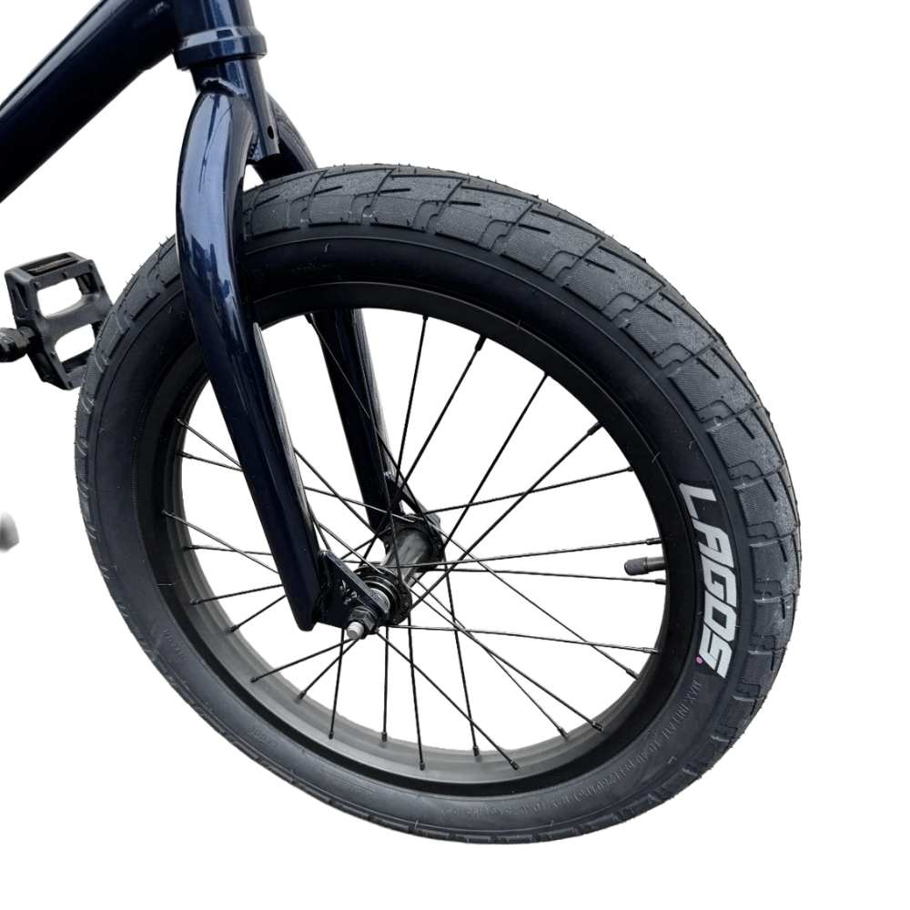 AB Bikes BMX GustaBMX in black – front wheel view