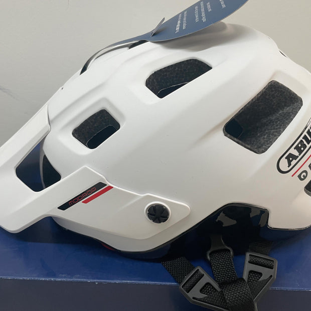 ABUS-MoDrop-QUIN-Helmet-white side– AB Bikes Auckland NZ