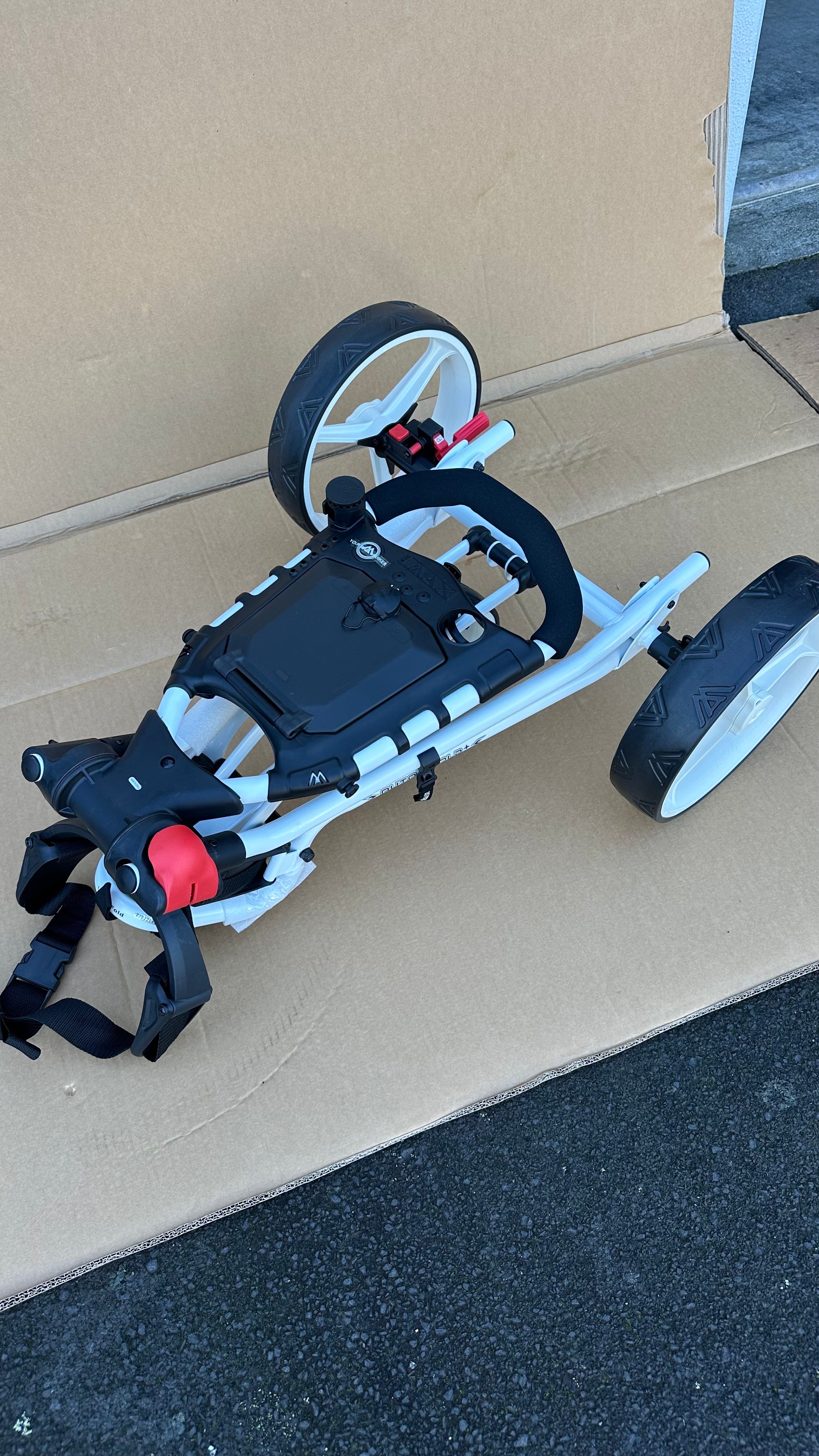 AB Bikes Golf Trundler Big Max Autofold+ in white – folding top view