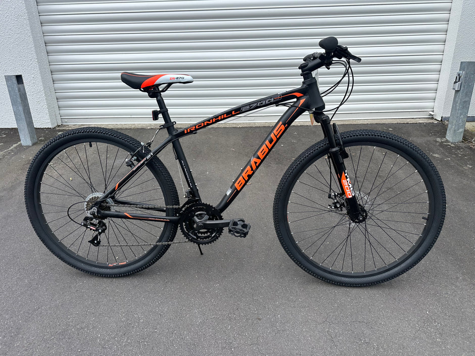 AB Bikes Mountain Bike Brabus Ironhill in black – side view