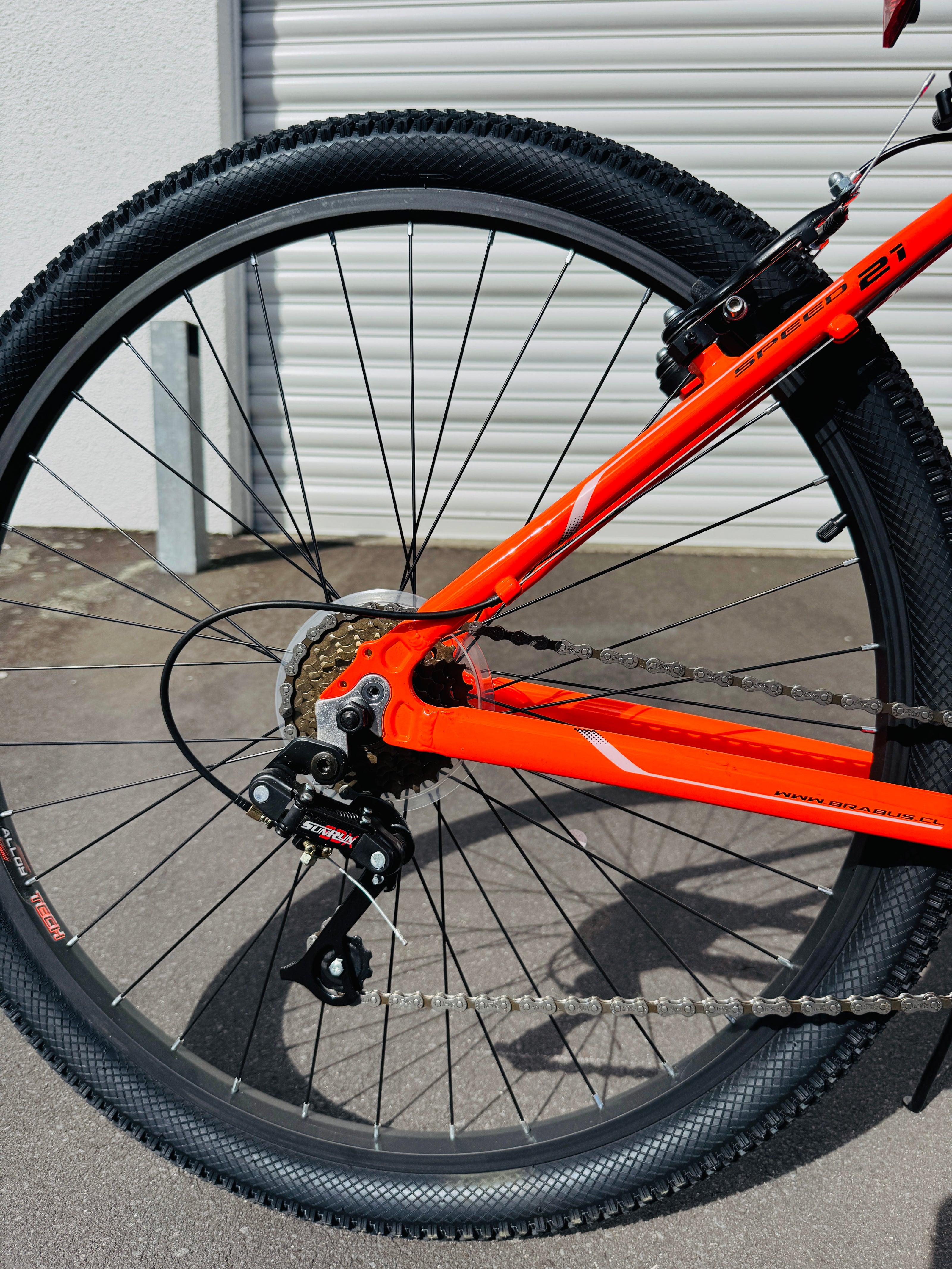 AB Bikes Mountain Bike Brabus Ironhill in orange – rear wheel view