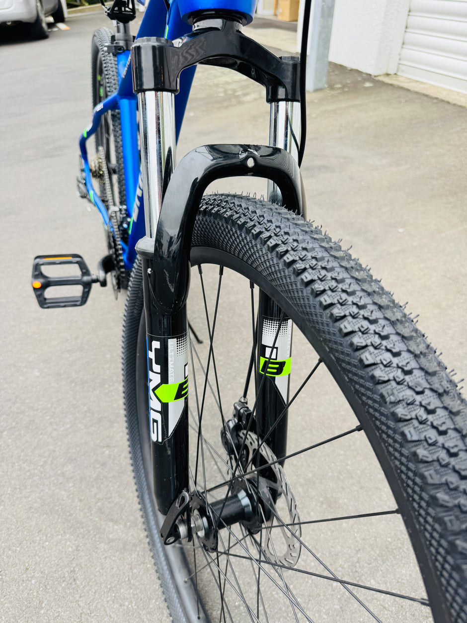 AB Bikes Mountain Bike Brabus Ventor in blue – front view