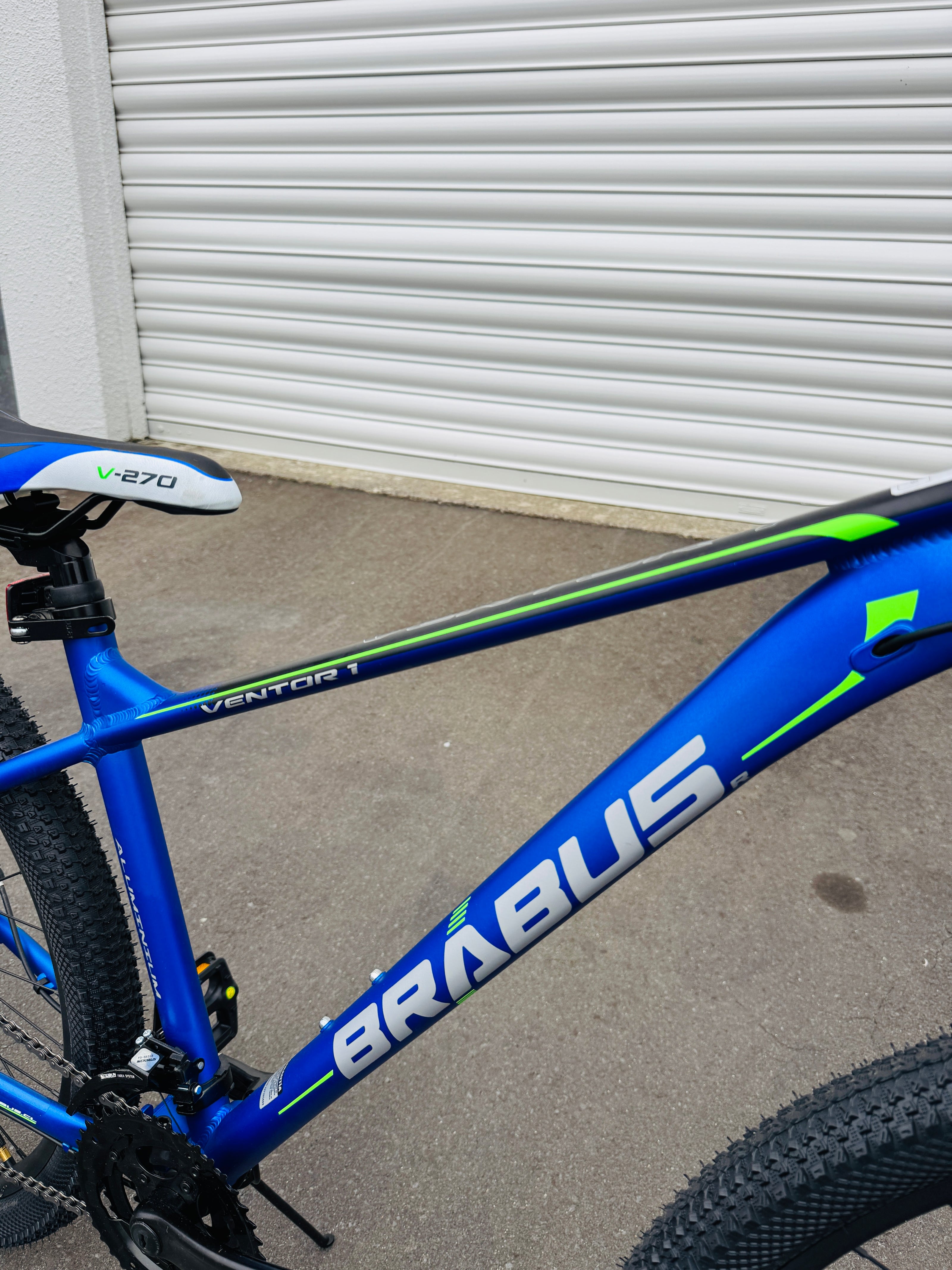 AB Bikes Mountain Bike Brabus Ventor in blue – top tube view