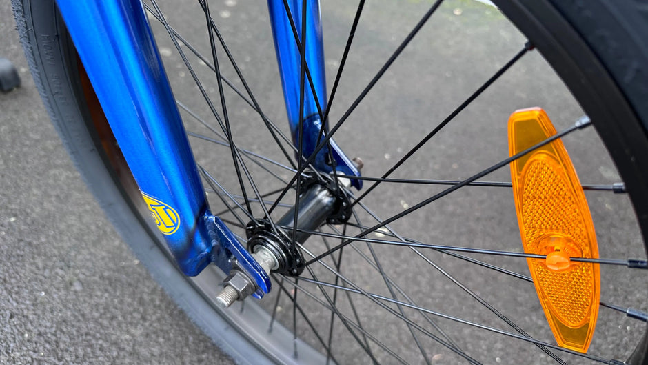 AB Bikes BMX GT Slammer in blue – front wheel view
