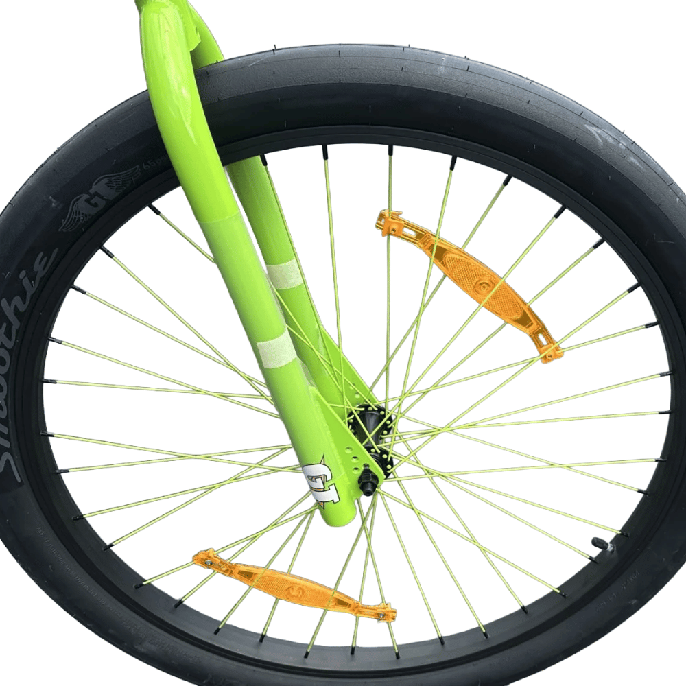 AB Bikes BMX GT Performer Heritage PCH in green – front wheel view
