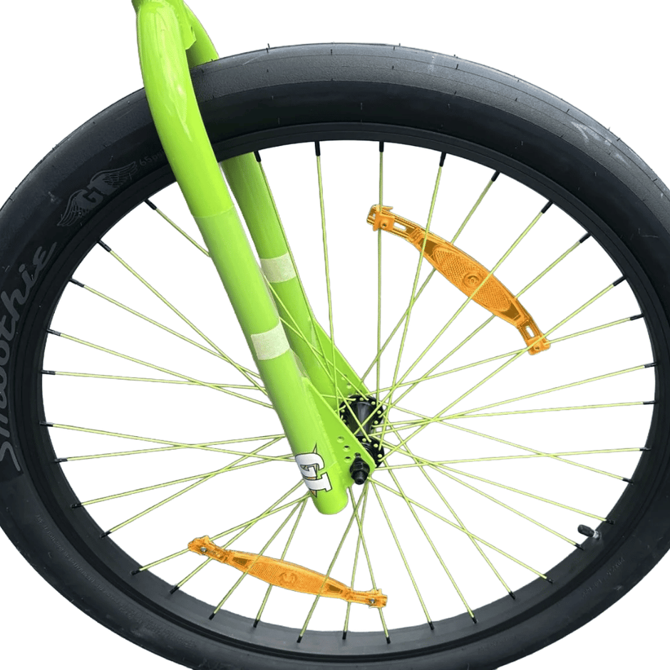 AB Bikes BMX GT Performer Heritage PCH in green – front wheel view