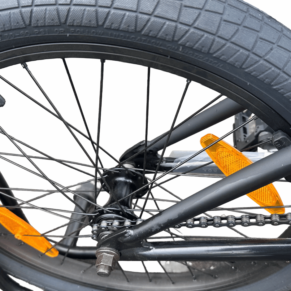 AB Bikes BMX Slammer BLK in black – rear wheel view