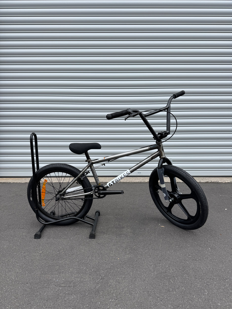 20 U Team Roskelley RAW 21 GT BMX