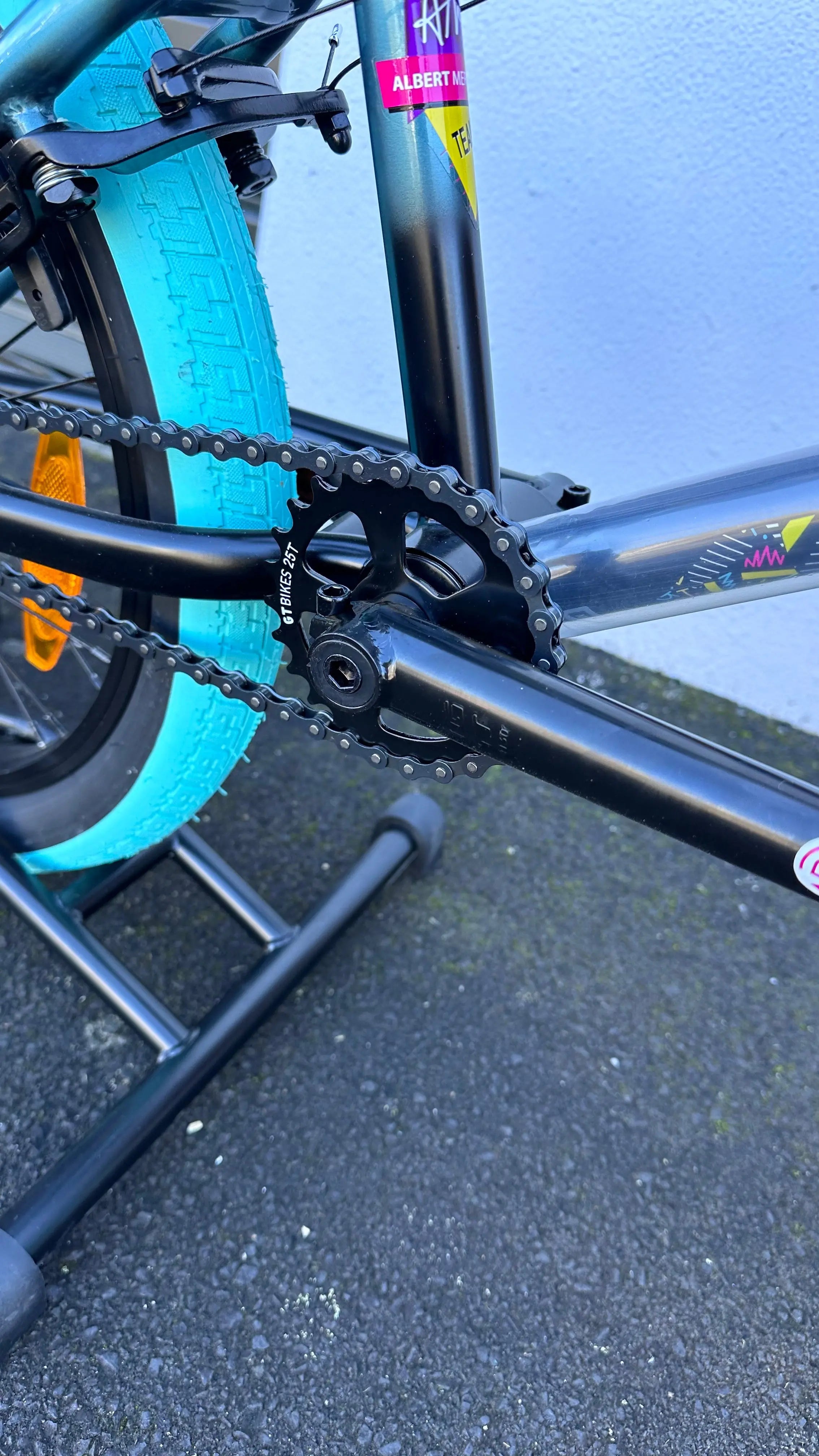 AB Bikes BMX GT Team Mercado in mint – chain view