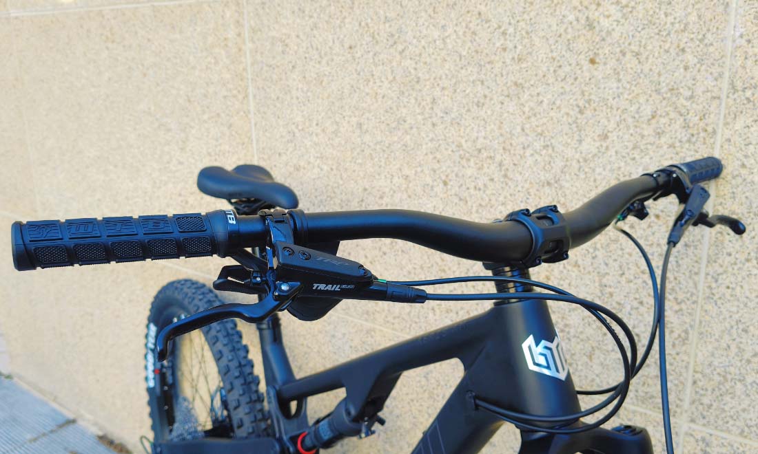 Handle_on_BIRD_AERIS_AM_29inch_mountain_bike-AB_Bikes_Auckland_NZ
