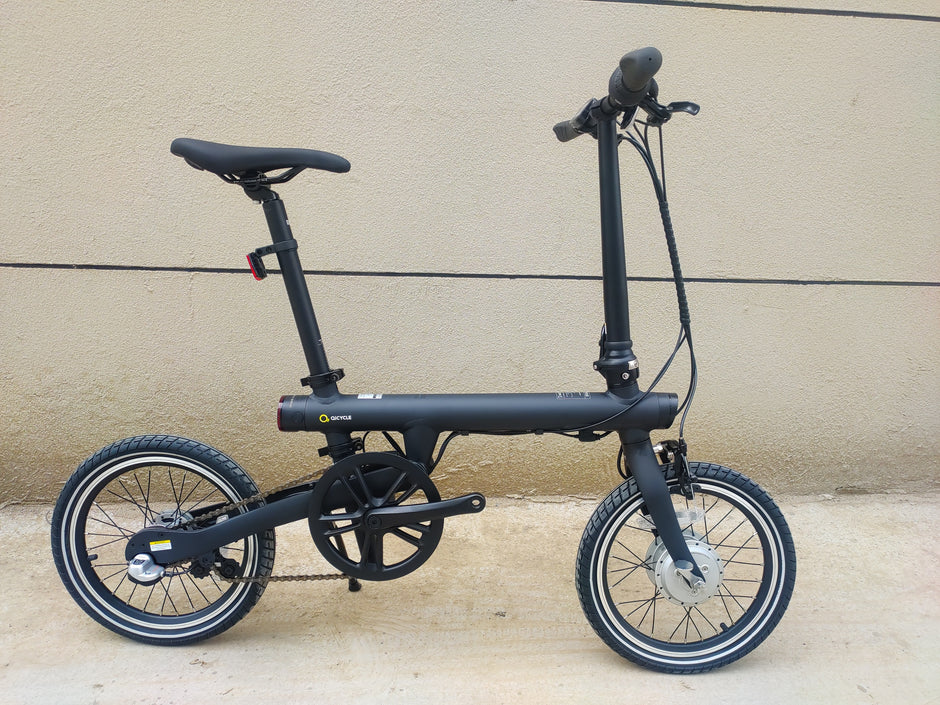 AB Bikes Electric Assist Bike Mi Qi in black – real shot side view