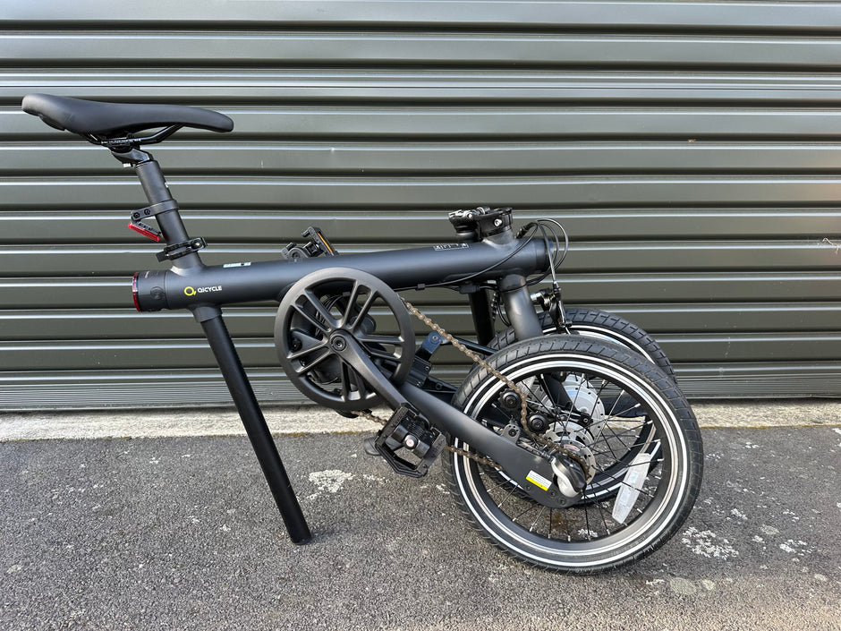 AB Bikes Electric Assist Bike Mi Qi in black – fold view