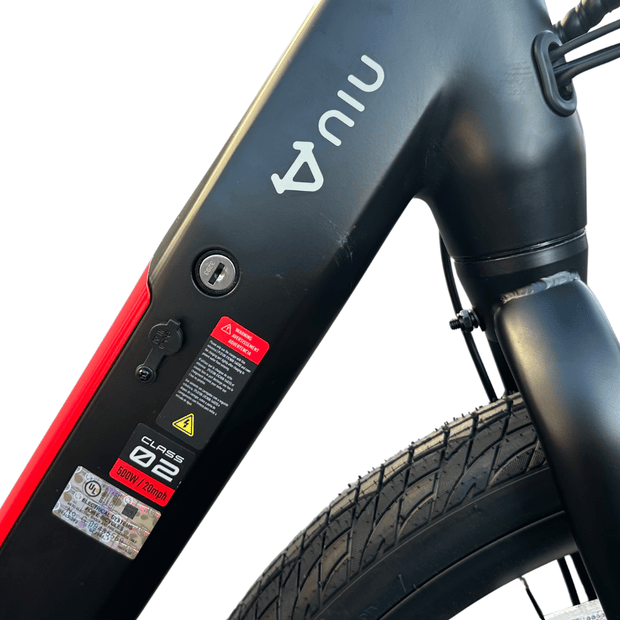 AB Bikes E-Bike NIU BQI-C3 Pro in black – keyhole view