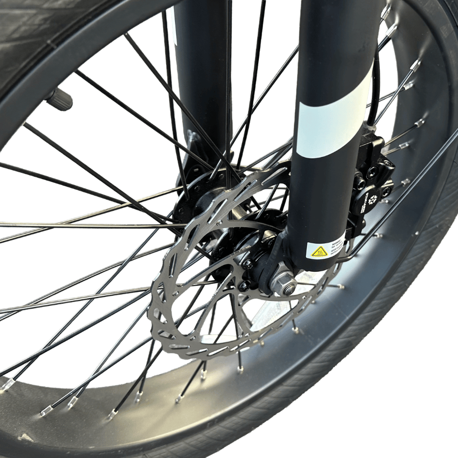 AB Bikes E-Bike NIU Utility 100 in black – front wheel view