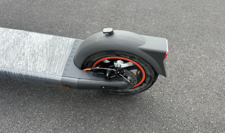 NaveeN20E-Scooterrear– AB Bikes Auckland NZ