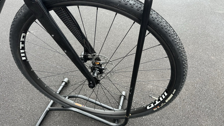 AB Bikes Road Bike Norco search xr c in black – front wheel view