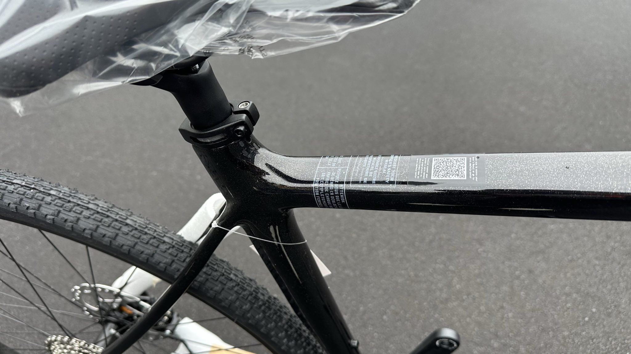 AB Bikes Road Bike Norco search xr c in black – top tube view