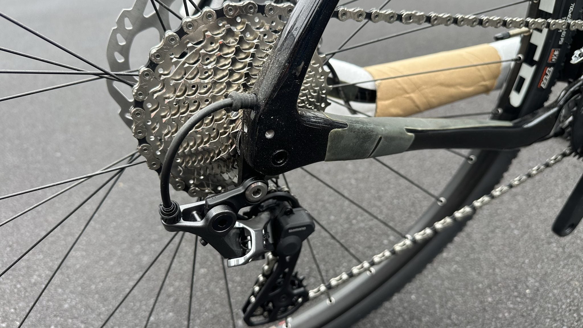 AB Bikes Road Bike Norco search xr c in black – gearing view