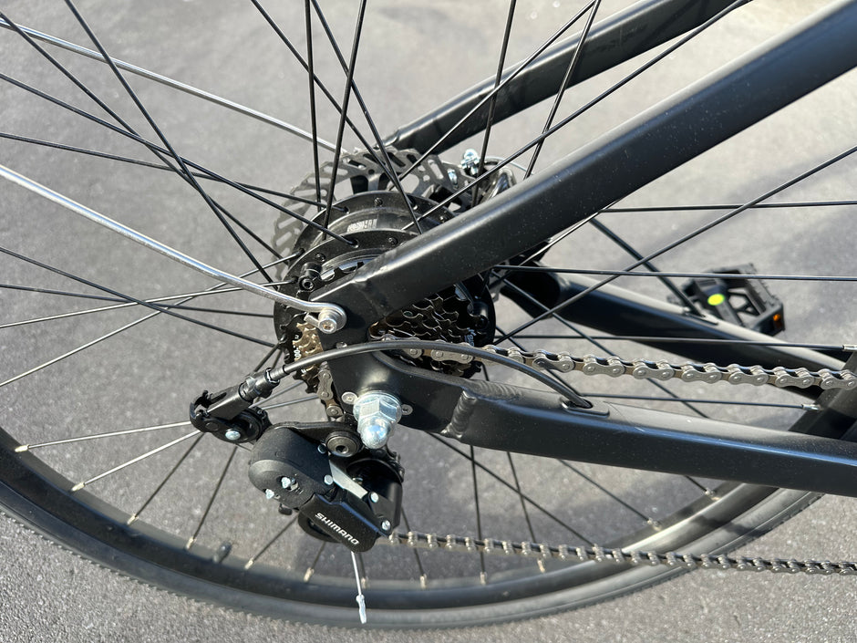 AB Bikes Electric Assist Bike Rover X/Y in black – gearing view