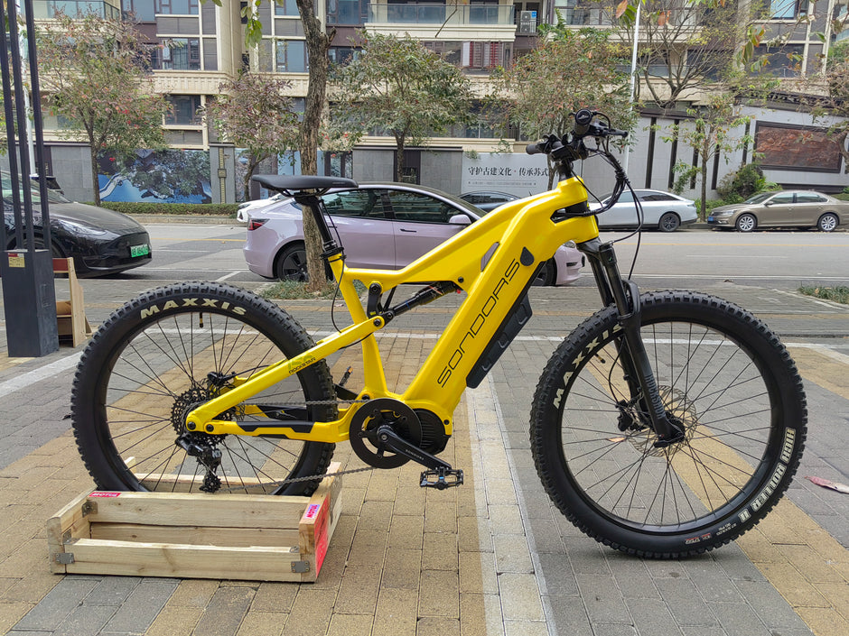 AB Bikes Electric Mountain Bike SONDORS Rockstar in yellow – side view