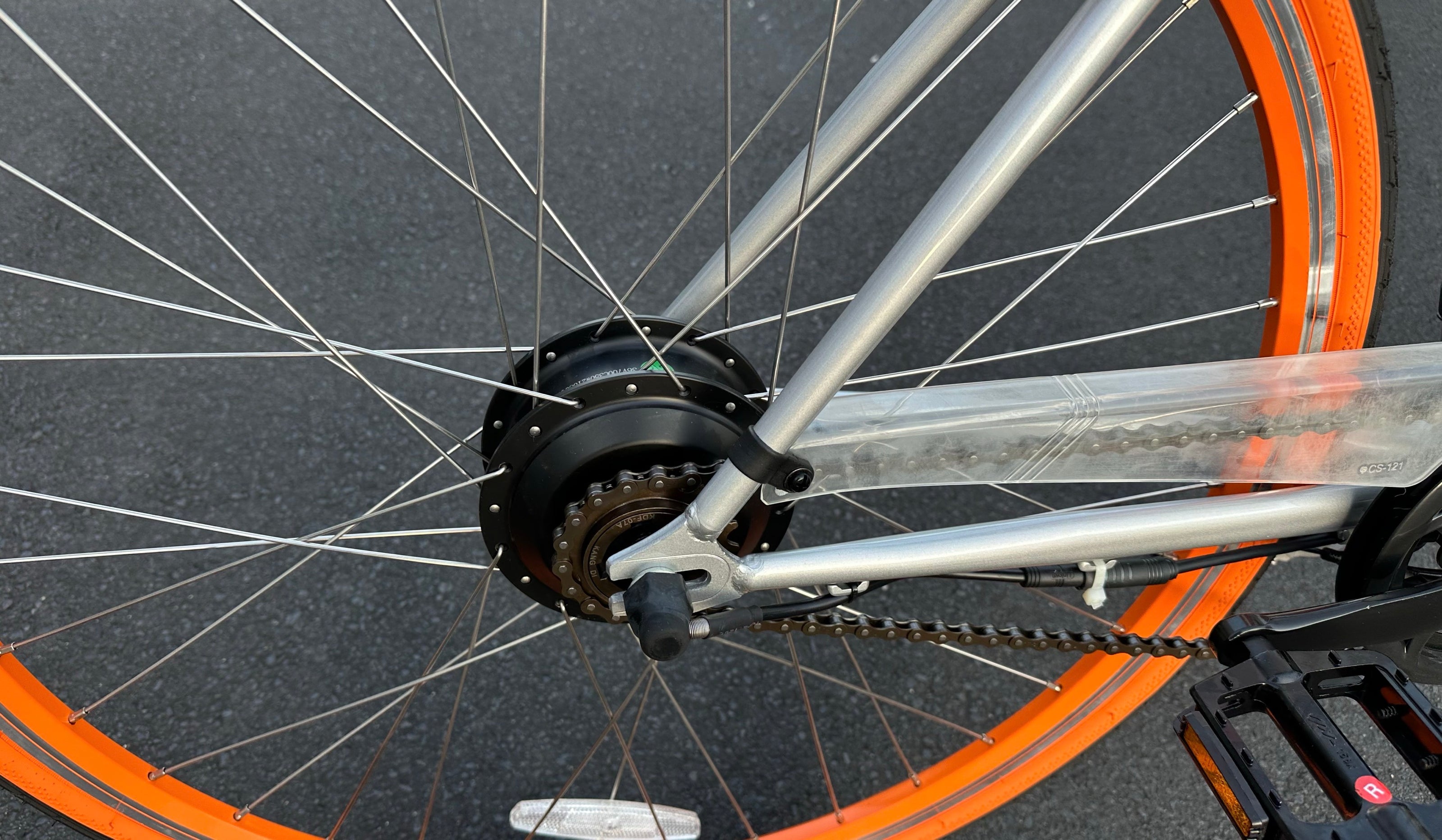 AB Bikes Electric Assist Bike SWFT VOLT in silver – rear wheel view