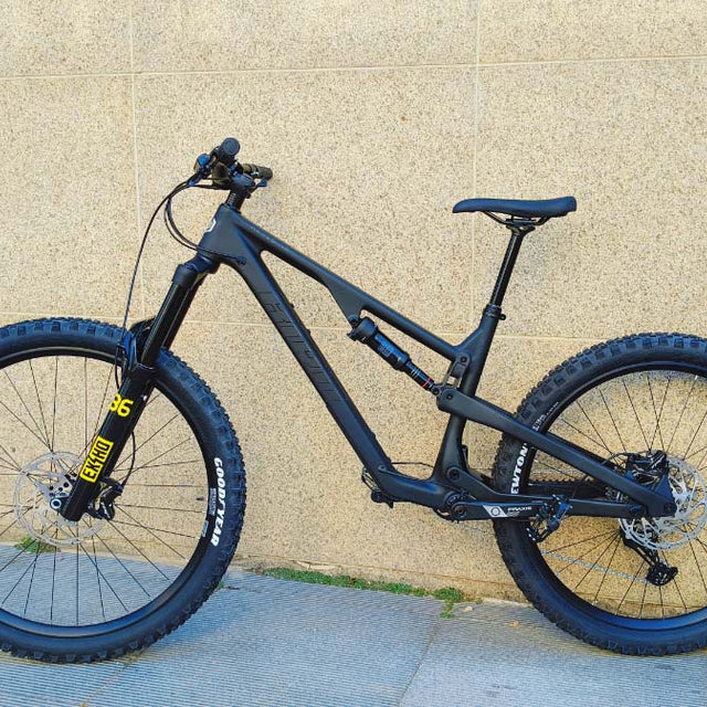 Side_on_BIRD_AERIS_AM_29inch_mountain_bike-AB_Bikes_Auckland_NZ