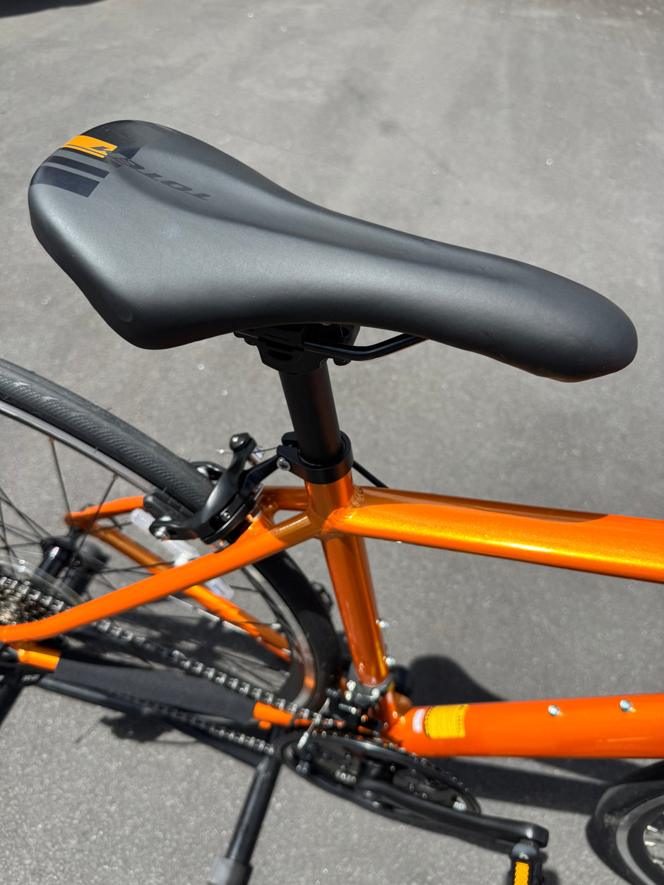 AB Bikes Road Bike Totem in orange – bike seat view