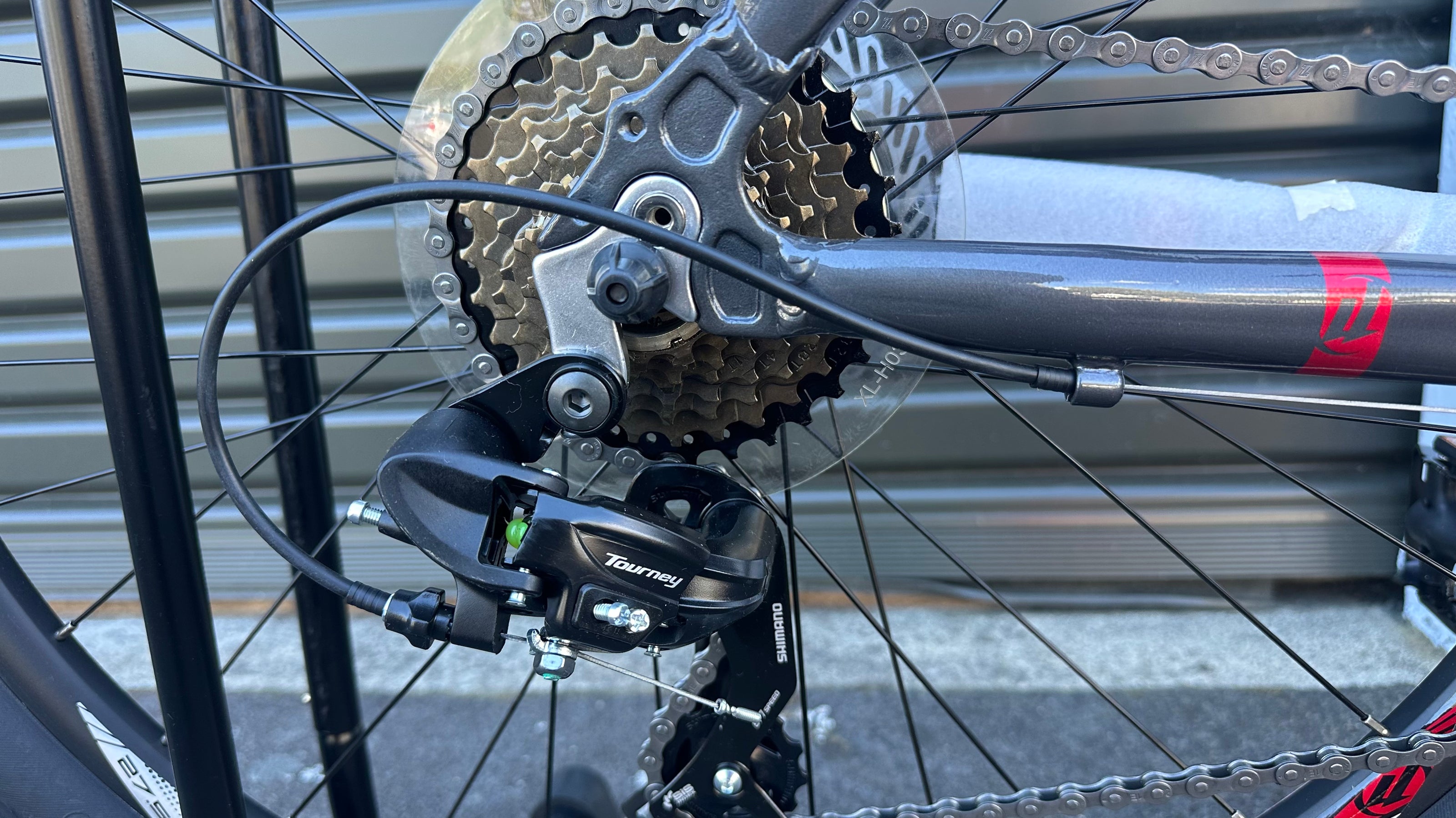 AB Bikes Mountain Bike UPLAND in silver black – motor view