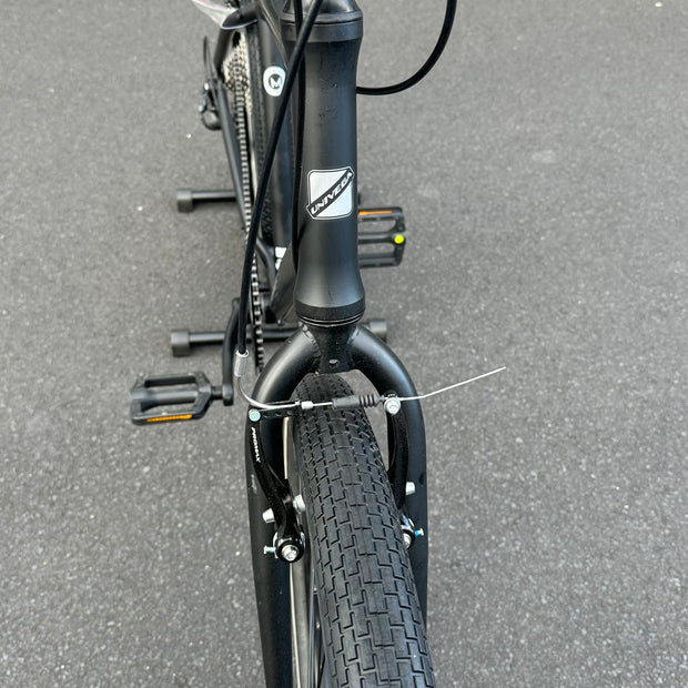 AB Bikes Road/City Bike Univega Weekend Escape 1.0 in black – front view