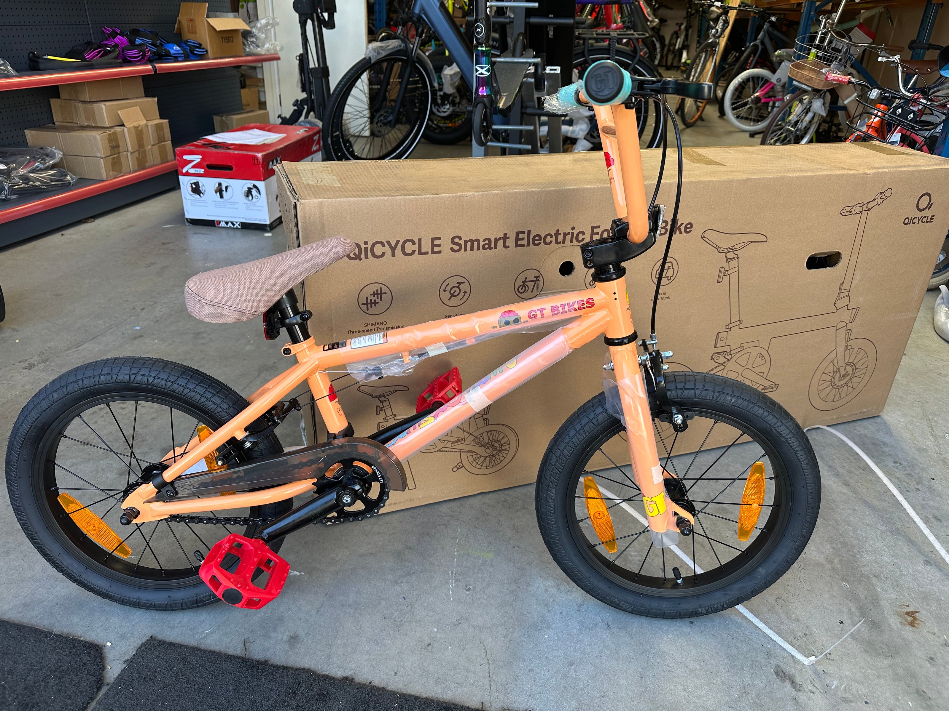 16 U Lil Performer  PCH O/S GT KIDS BMX