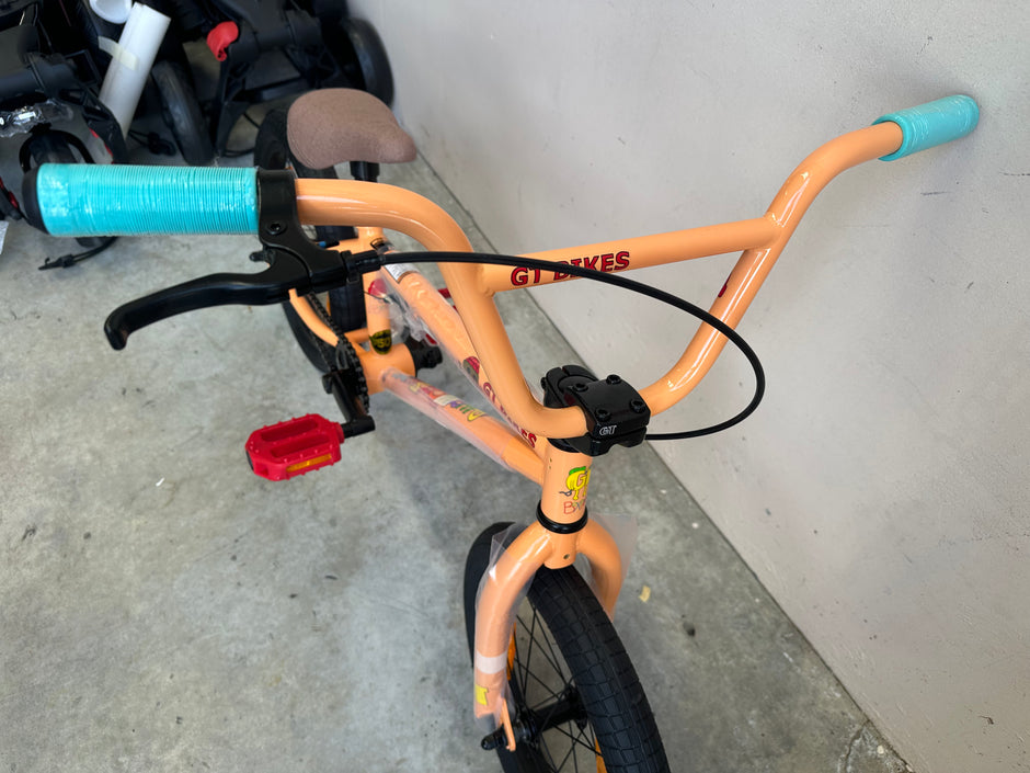 16 U Lil Performer  PCH O/S GT KIDS BMX