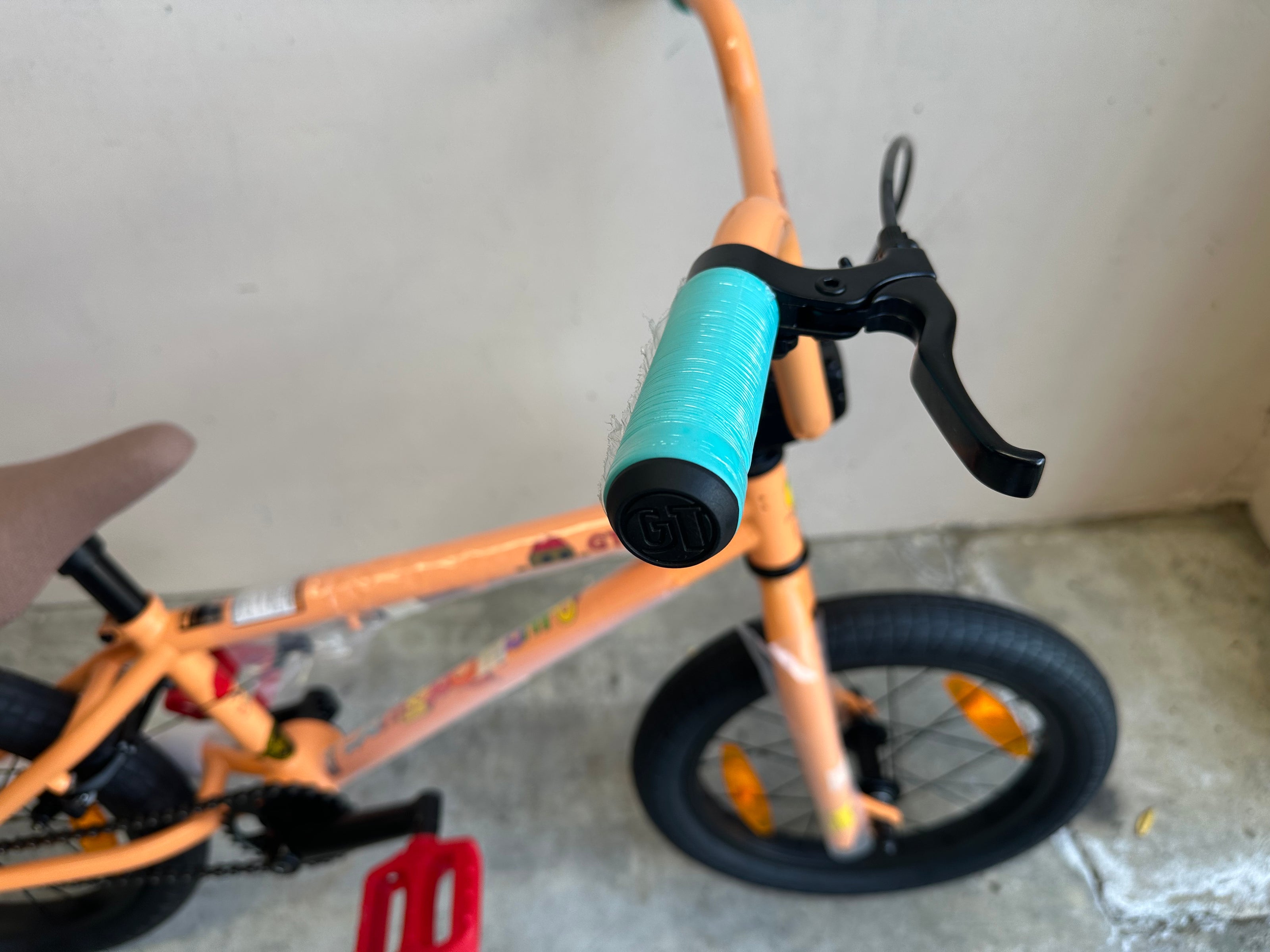 16 U Lil Performer  PCH O/S GT KIDS BMX