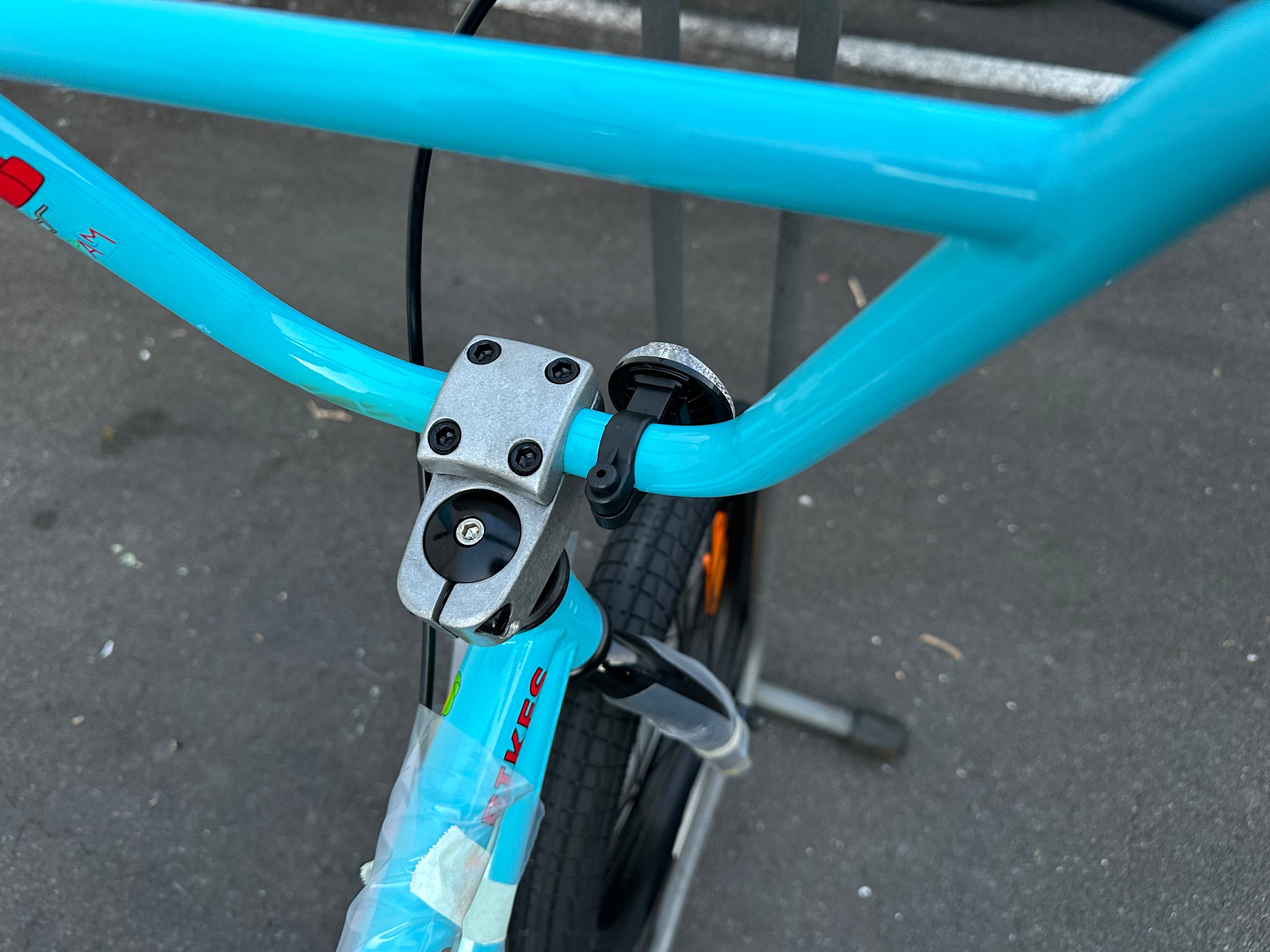 18 U JrPerformer AQU O/S GT BMX